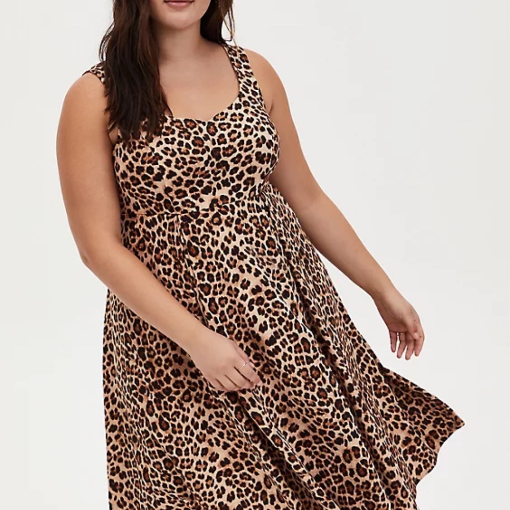 Torrid LEOPARD SWEETHEART SKATER MIDI DRESS